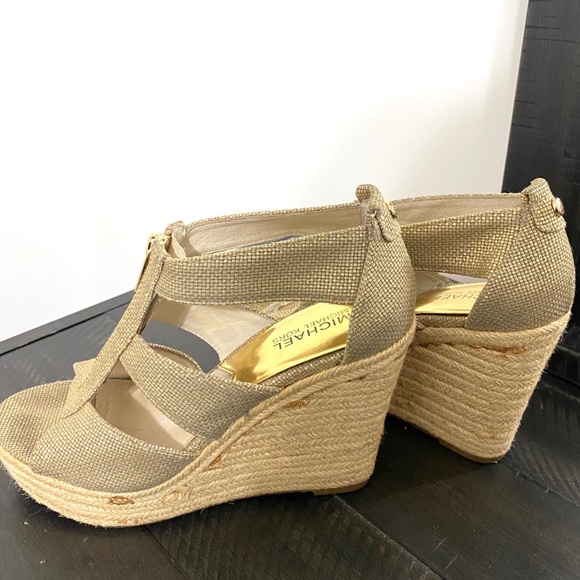Michael Kors Heels/Wedges - Picture 3 of 3